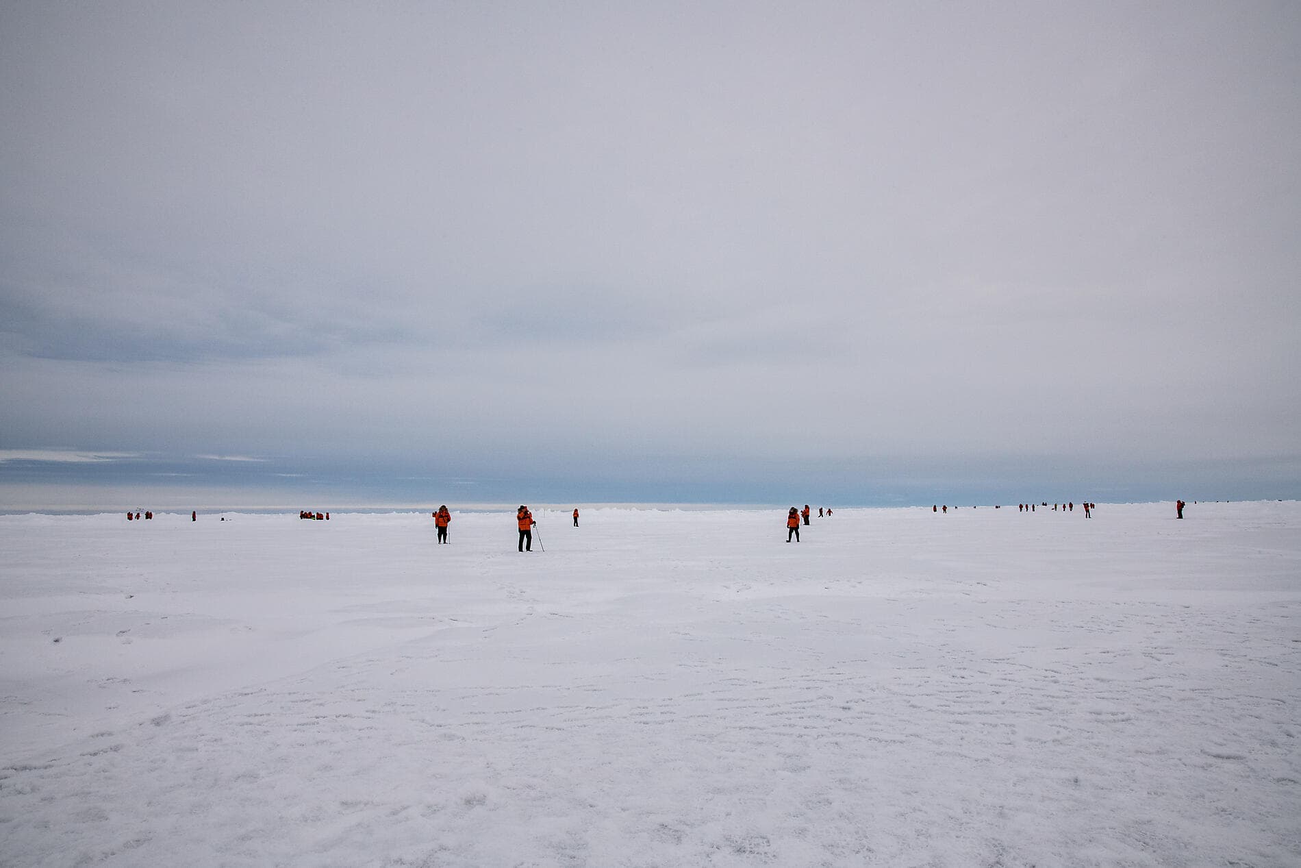 Le pôle Nord géographique et côte est du Groenland 