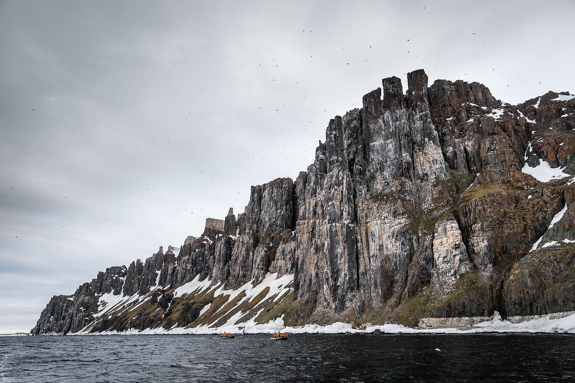 Au cœur des glaces de l'Arctique, du Svalbard au Groenland 